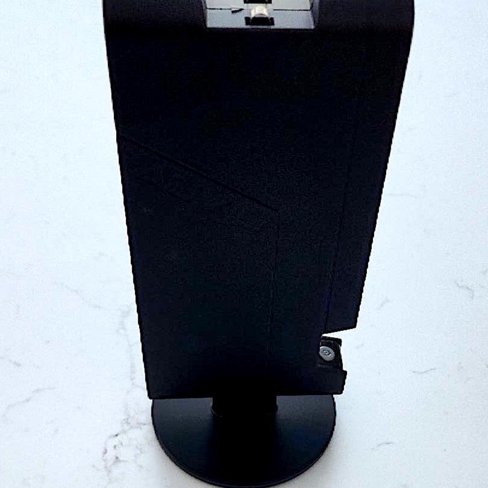 Unused AUVIO Headphone Charging Base CAT. No. 33-281